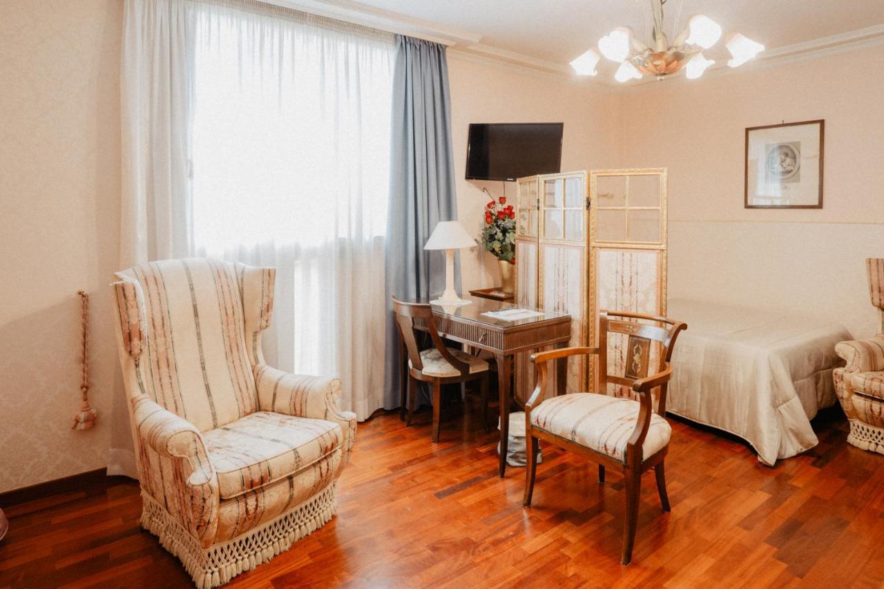Villa Luigi XVI Taranto Eksteriør billede