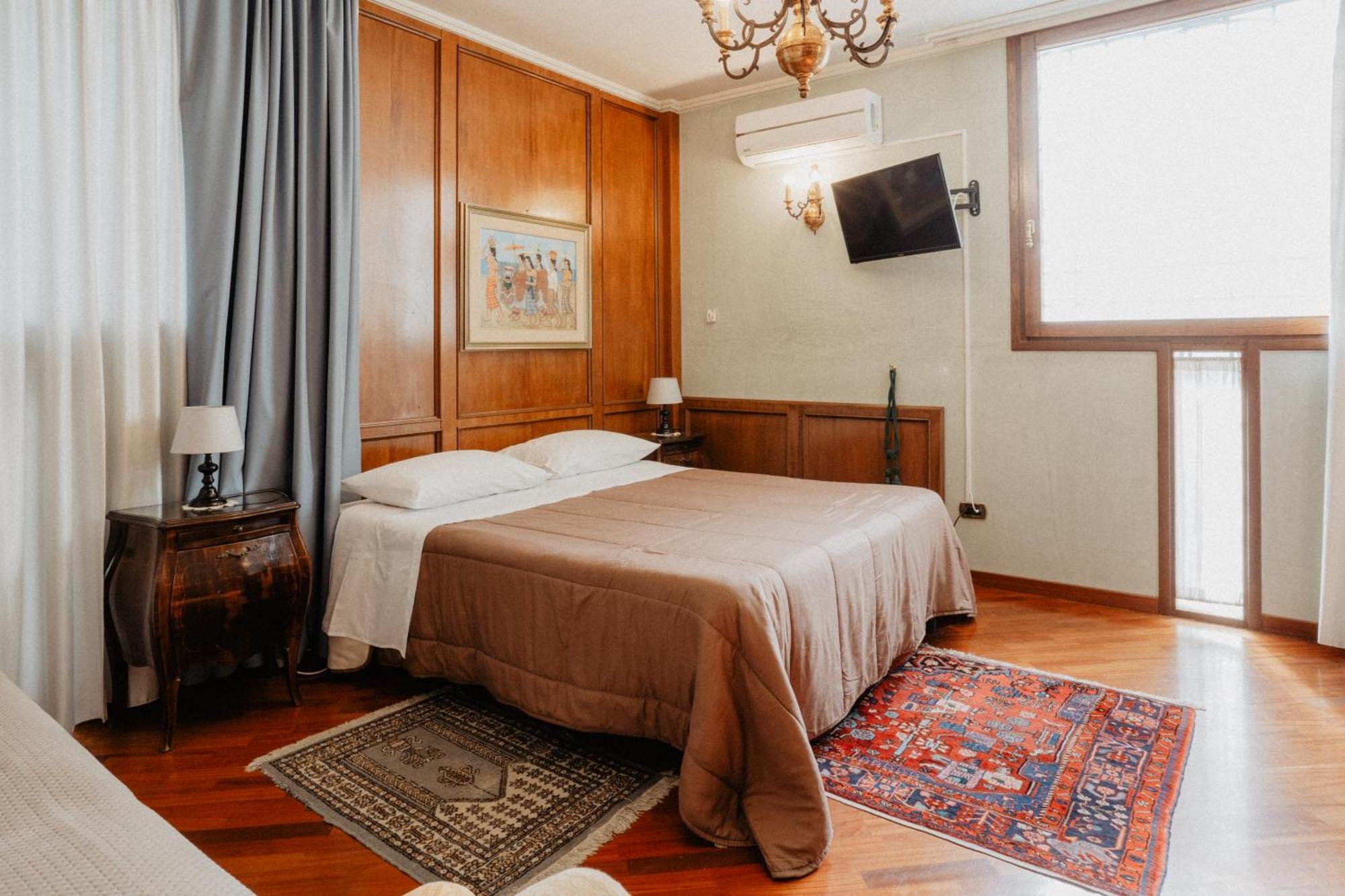 Villa Luigi XVI Taranto Eksteriør billede
