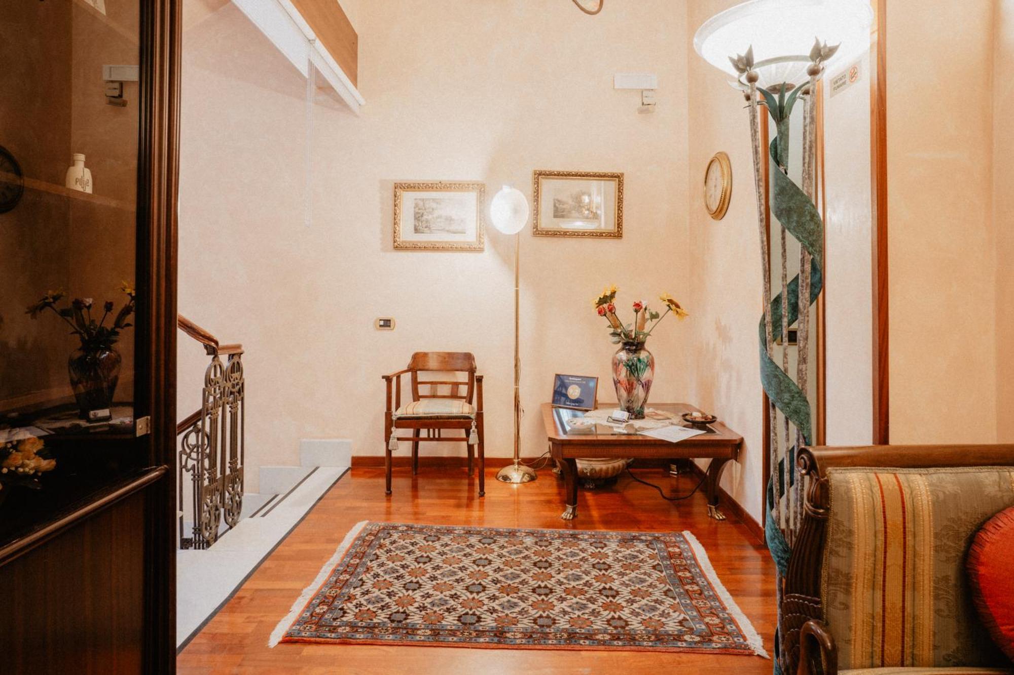 Villa Luigi XVI Taranto Eksteriør billede